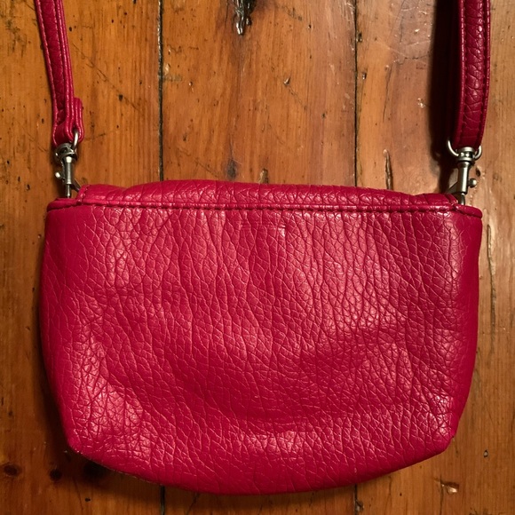 d-fusion Red Heart Embellished Adjustable crossbody purse. - Picture 3 of 6